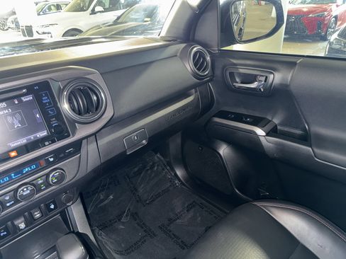 Used 2019 Toyota Tacoma TRD Pro image 30