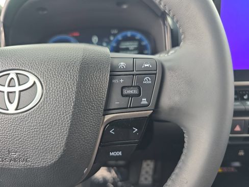 Certified 2025 Toyota Camry XSE FWD image 22
