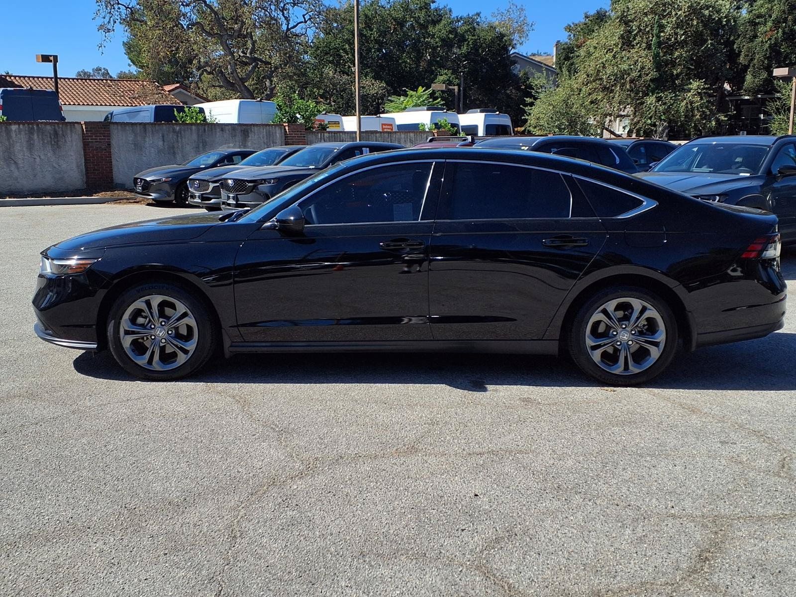 Used 2023 Honda Accord EX image 3