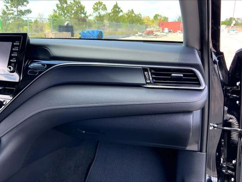 Certified 2024 Toyota Camry SE image 18