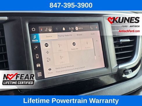 Used 2023 Chrysler Voyager LX image 46