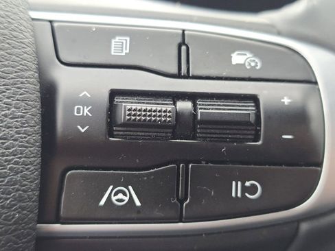 Used 2024 Kia Sportage EX image 36