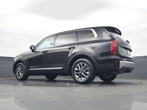 Used 2024 Kia Telluride LX AWD/4WD image 28