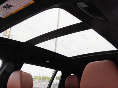 Used 2024 BMW X7 M60i w/ Executive Package image 14