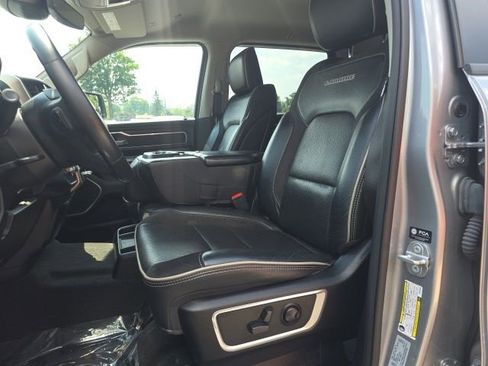 Certified 2022 RAM 1500 Laramie image 9