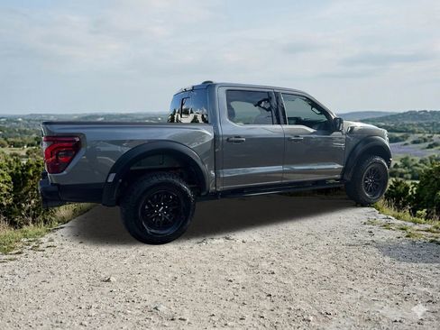 Used 2025 Ford F150 Raptor image 11