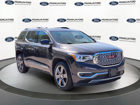 Used 2019 GMC Acadia Denali w/ Technology Package AWD/4WD image 7
