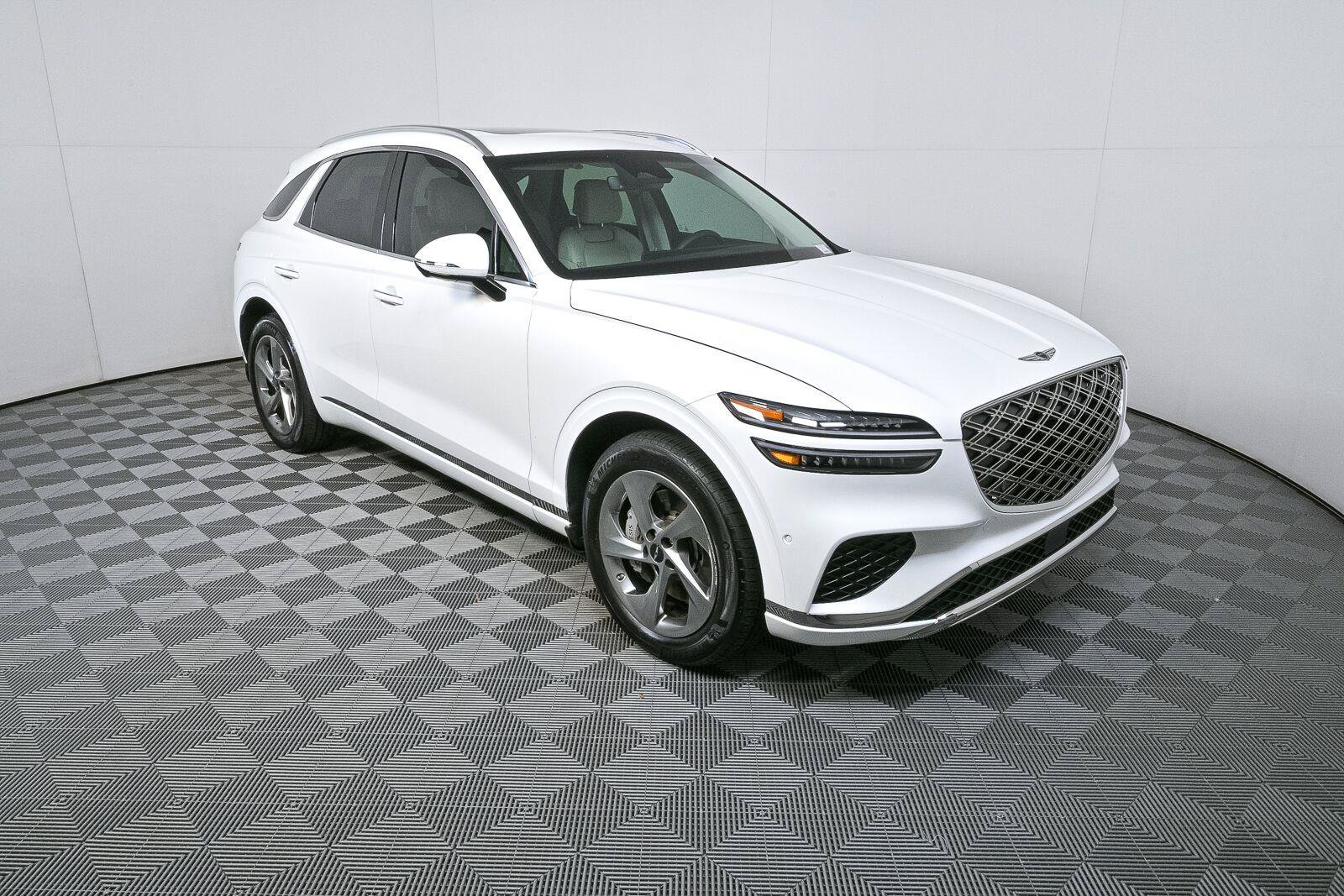 Certified 2026 Genesis GV70 2.5T Advanced AWD/4WD image 1