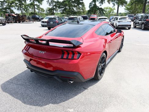 Used 2024 Ford Mustang GT Premium RWD image 4