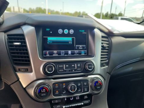 Used 2019 Chevrolet Tahoe 4WD w/ Remote Keyless Entry Package image 28