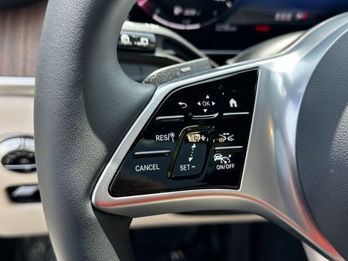 Certified 2024 Mercedes-Benz GLC 300 image 27