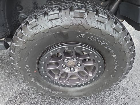Certified 2022 Jeep Wrangler Unlimited Sport AWD/4WD image 12