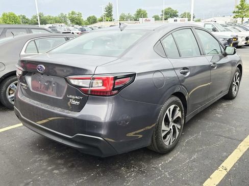 Used 2025 Subaru Legacy Premium AWD/4WD image 2