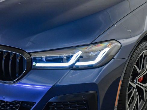 Certified 2023 BMW 530e w/ M Sport Package image 9