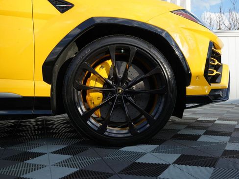 Used 2020 Lamborghini Urus AWD/4WD image 88