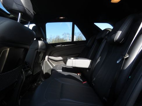 Used 2018 Mercedes-Benz GLE 350 4MATIC image 20