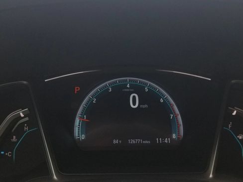 Used 2016 Honda Civic Touring image 24
