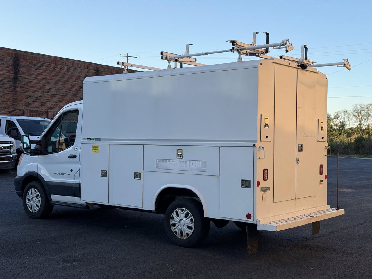 Used 2019 Ford Transit 350 138 w/ Interior Upgrade Package RWD image 3