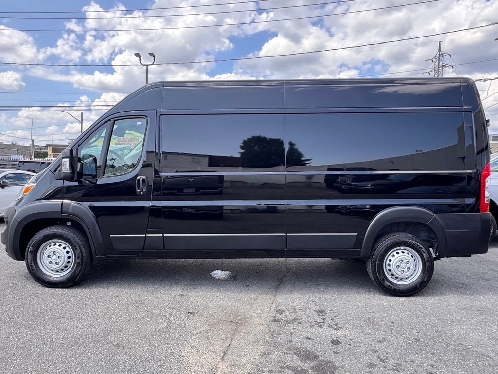 Used 2026 RAM ProMaster 2500 FWD image 4