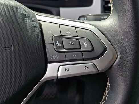 Used 2023 Volkswagen Atlas SE AWD/4WD image 18
