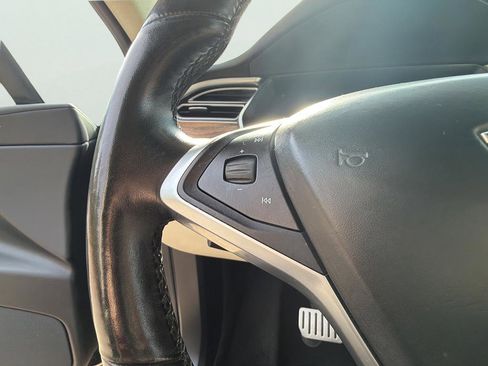 Used 2018 Tesla Model X P100D image 15