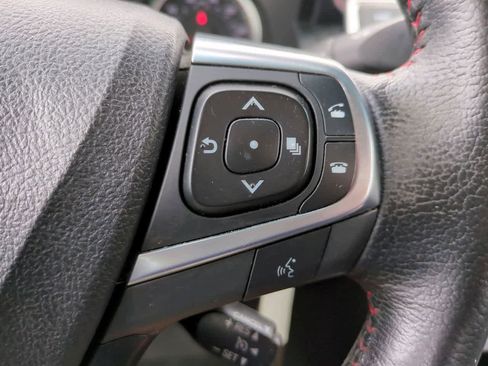 Used 2015 Toyota Camry SE FWD image 23