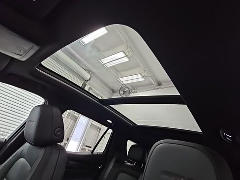 New 2026 GMC Terrain AT4 w/ Convenience Package III AWD/4WD image 30
