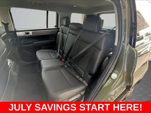 Used 2025 Hyundai Santa Fe SEL FWD image 26