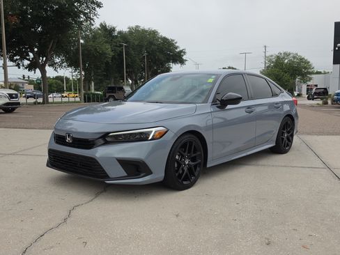 Used 2024 Honda Civic Sport image 4