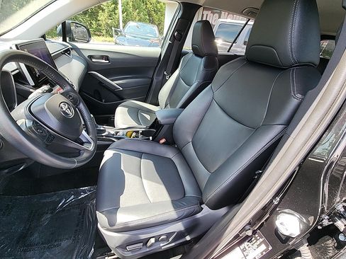 Certified 2025 Toyota Corolla Cross XLE AWD/4WD image 20