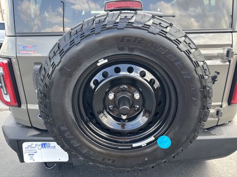 New 2026 Ford Bronco Outer Banks image 18