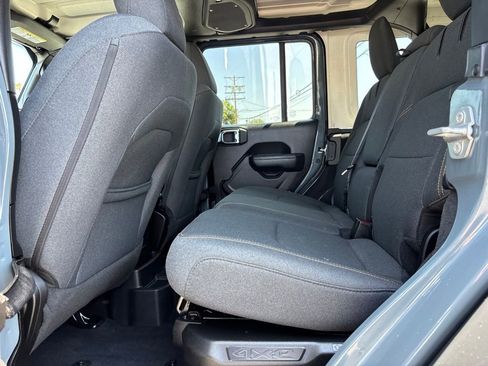 Used 2025 Jeep Wrangler Unlimited Sport S 4xe AWD/4WD image 27