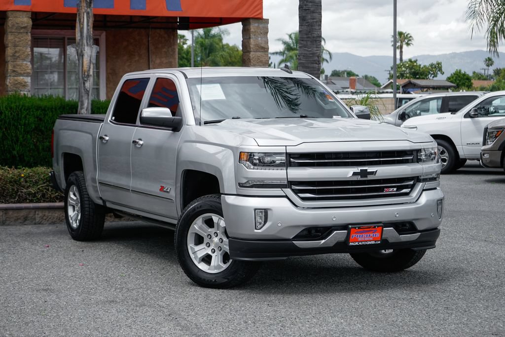 Used 2017 Chevrolet Silverado 1500 LTZ Z71 w/ LTZ Plus Package AWD/4WD image 2