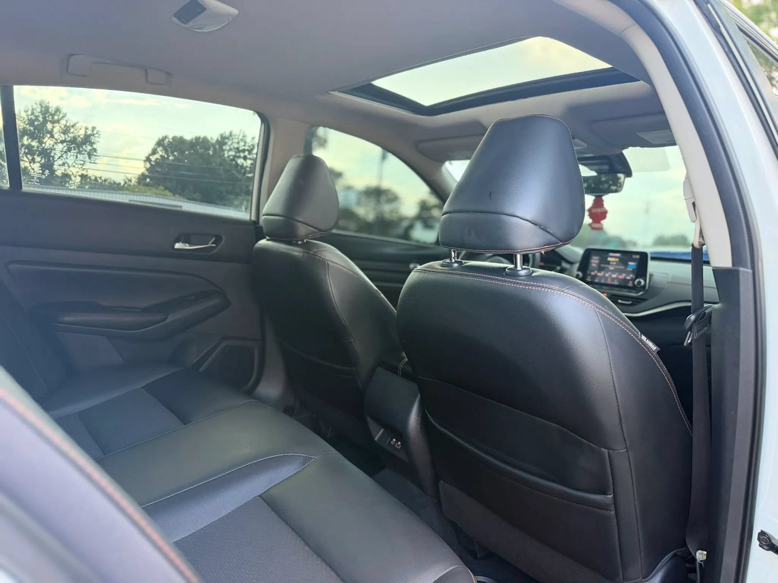 Used 2020 Nissan Altima 2.5 SR w/ Premium Package AWD/4WD image 13