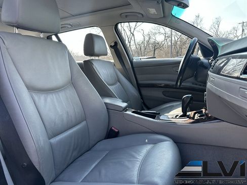 Used 2007 BMW 328xi Wagon image 27