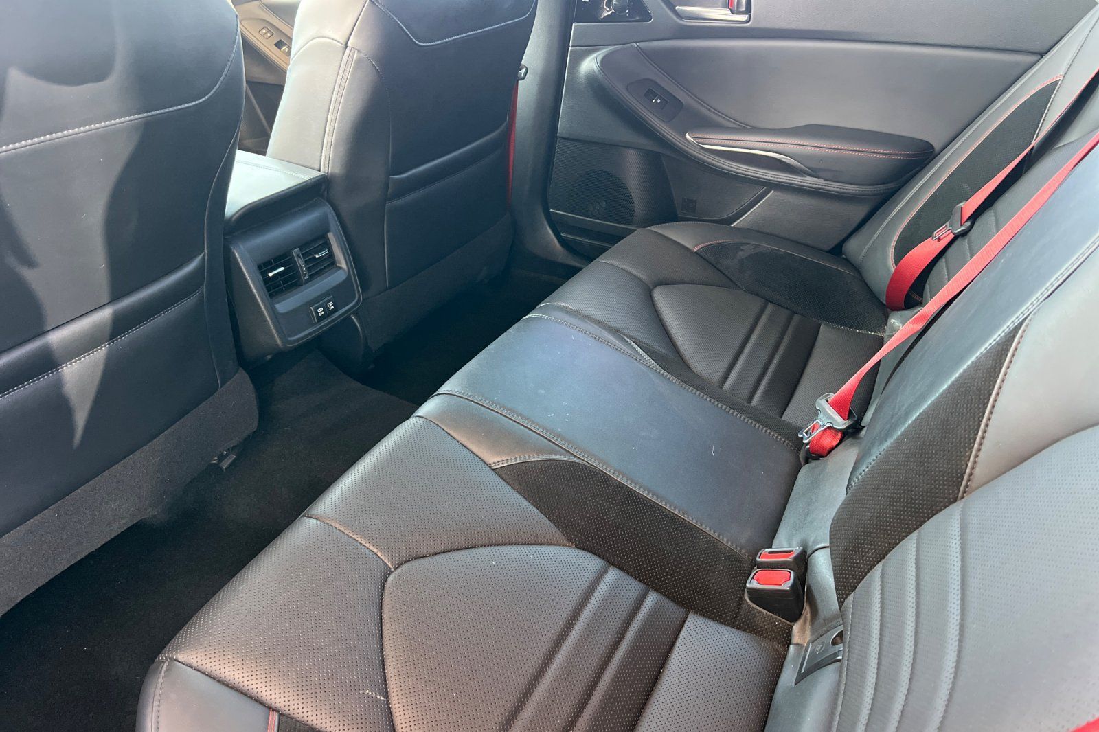 Used 2020 Toyota Avalon TRD FWD image 12