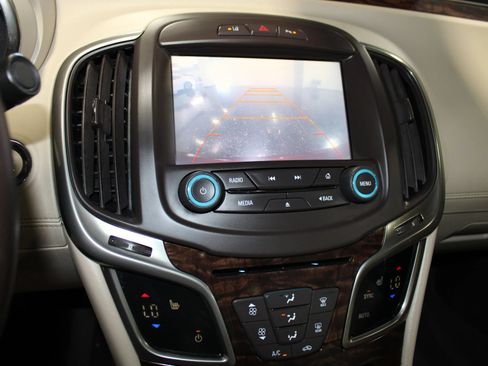 Used 2016 Buick LaCrosse Sport Touring w/ Experience Buick Package FWD image 18