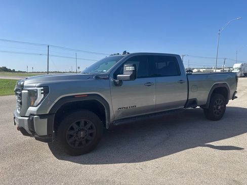 Used 2026 GMC Sierra 3500 AT4 w/ AT4 Premium Plus Package AWD/4WD image 6