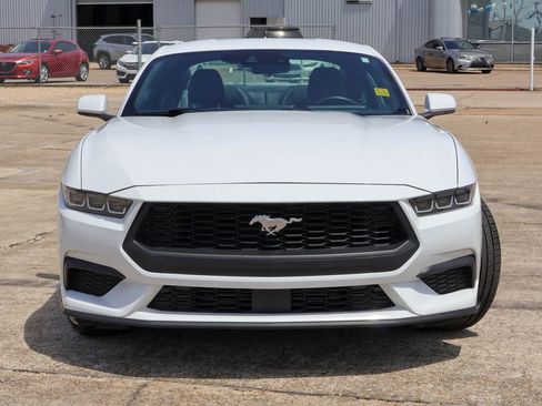Used 2024 Ford Mustang Coupe RWD image 21
