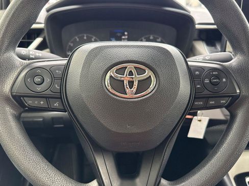 Used 2024 Toyota Corolla LE FWD image 25