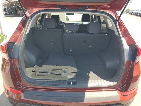 Used 2018 Hyundai Tucson SEL image 8