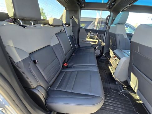 Used 2024 GMC Hummer EV 3X w/ Extreme Off-Road Package image 20
