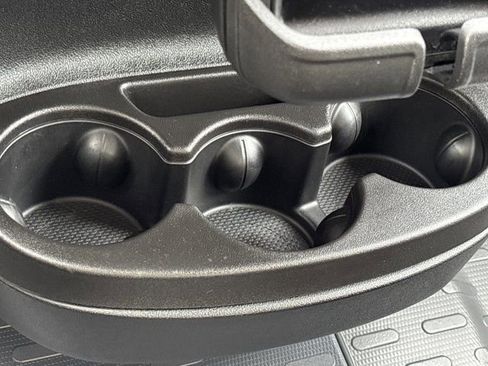 Used 2025 RAM ProMaster 2500 w/ Convenience Group image 31