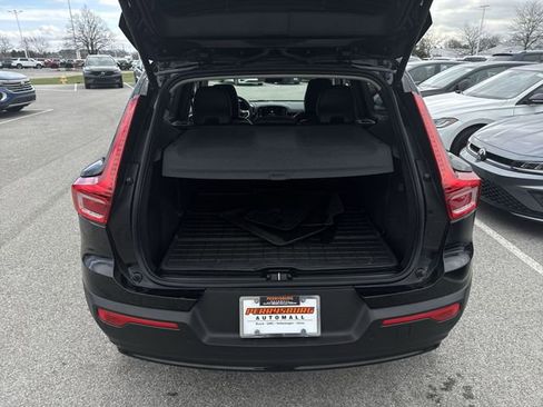 Used 2023 Volvo XC40 B5 Plus w/ Driver Assist Package AWD/4WD image 25