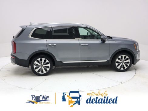 Used 2020 Kia Telluride S AWD/4WD image 2