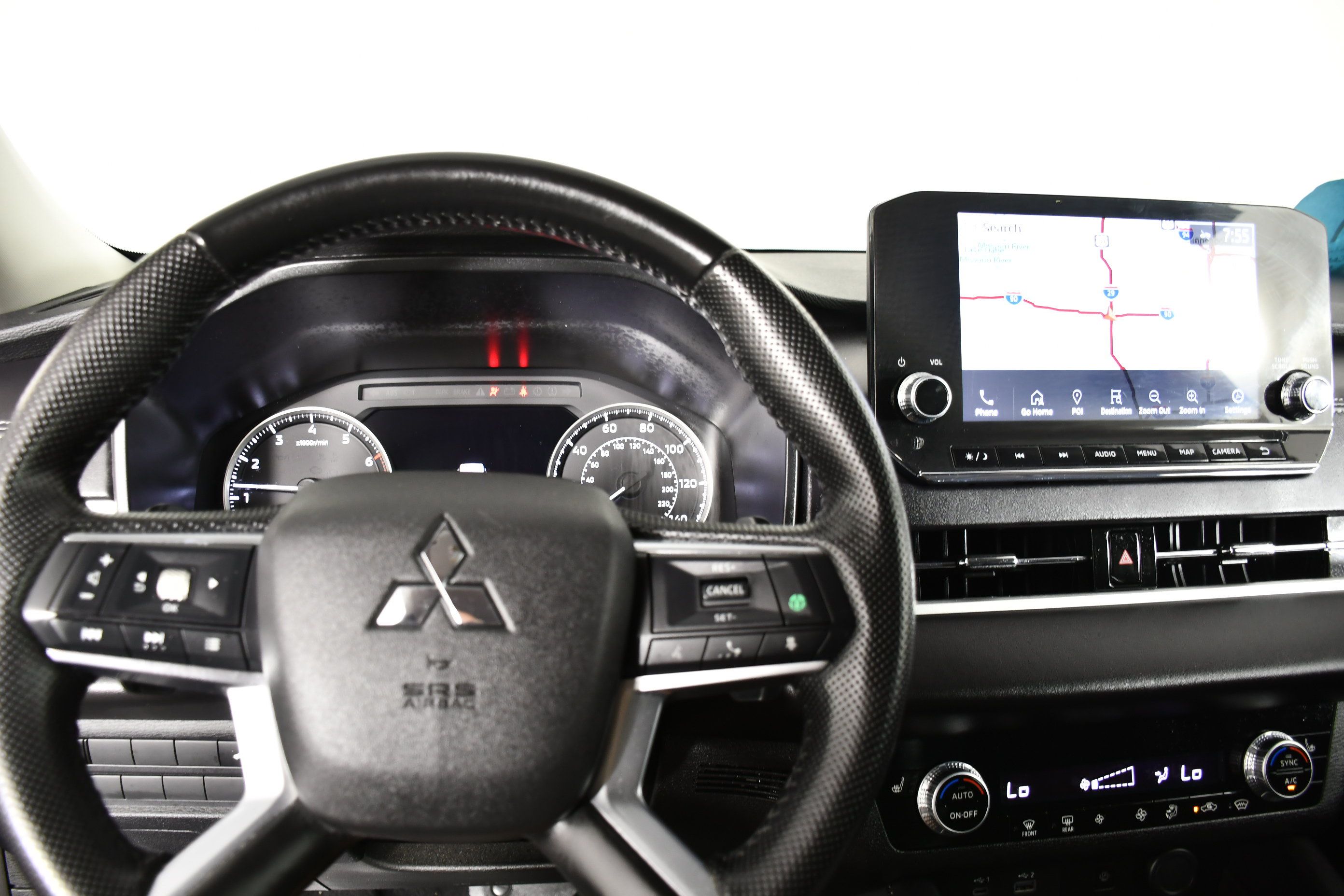 Used 2024 Mitsubishi Outlander SE AWD/4WD image 15