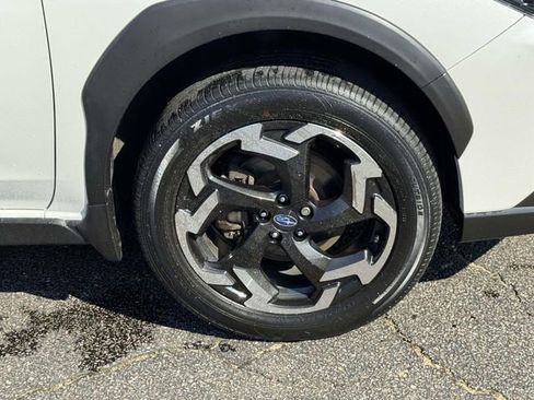 Used 2023 Subaru Crosstrek 2.5i Limited w/ Moonroof Package image 7