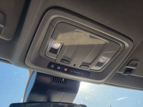 Used 2024 Chevrolet Silverado 2500 LT image 16