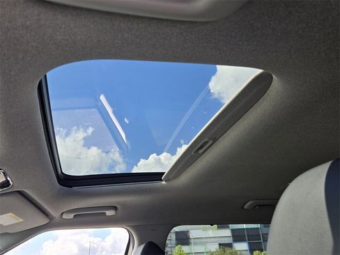 Certified 2024 Hyundai Santa Fe Limited image 18