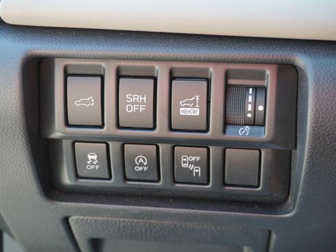 Used 2023 Subaru Forester Limited AWD/4WD image 17